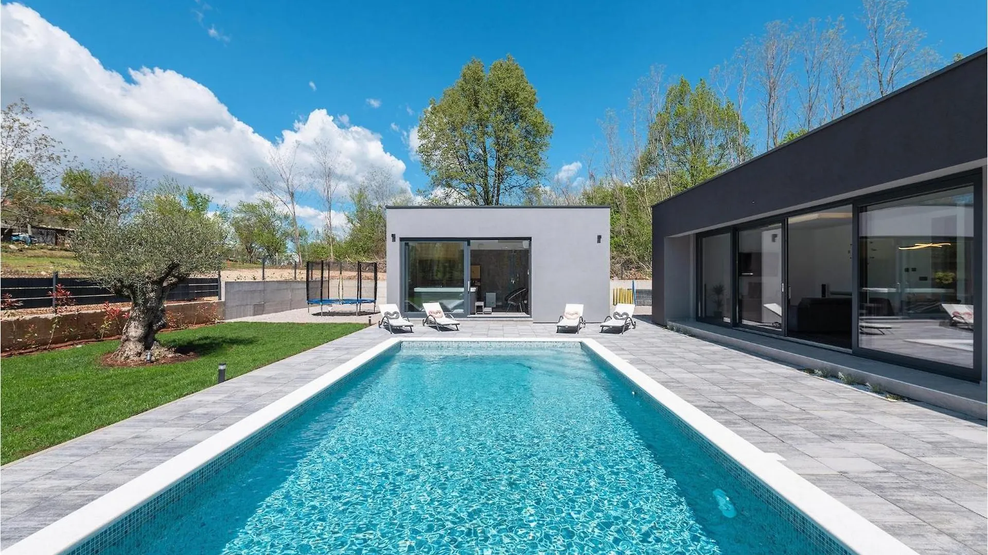 Villa Alison Deluxe